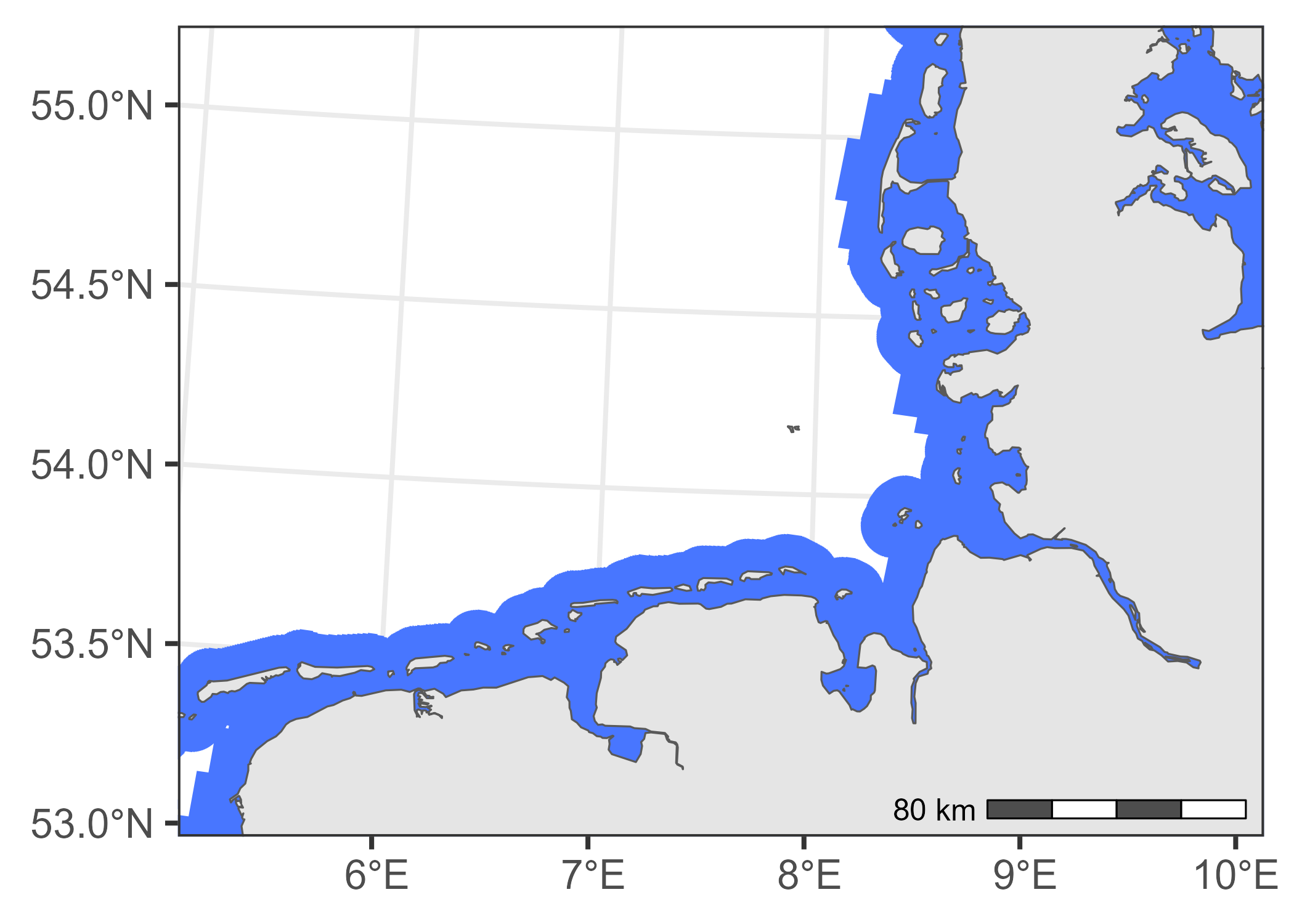 Map showing the 10 km coastal buffer (blue area) used as threshold for classifying a flight as ‘offshore’.